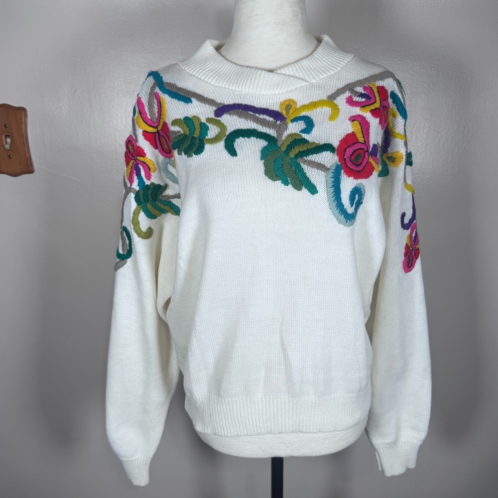 White Crewel Embroidered Bright Floral Long Sleeve Boho Sweater Vintage Sz L - Picture 2 of 11